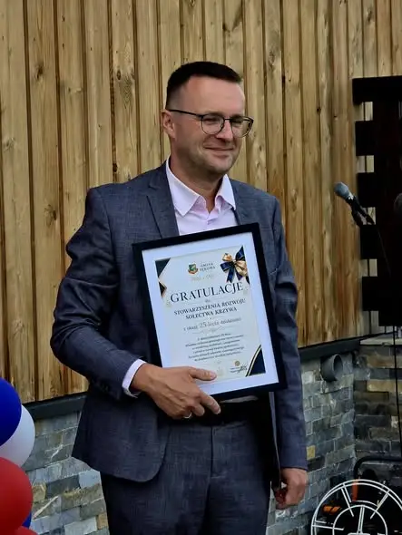 25 lat Stowarzyszenia Sołectwa Krzywa: Jubileusz pełen sztuki i wspólnoty