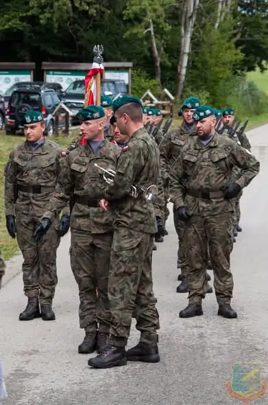 82. rocznica śmierci lotników Halifaxa w Banicy – uroczystości w Krzywej