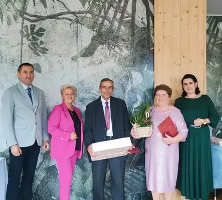 Złote Gody w Gminie Uście Gorlickie – 14 par świętowało 50 i 60 lat małżeństwa