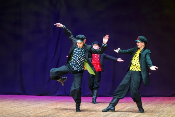 Pogórzańskie impresje: teatralne widowisko z muzyką na żywo w Gorlicach