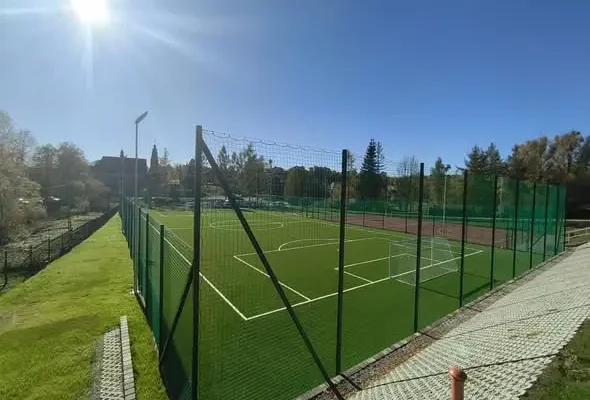 Nowy kompleks sportowy „Orlik” w Rożnowicach gotowy