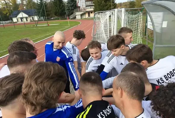 KS Bobowa rozgromił Ogień Sękowa 5:2 w przedostatniej kolejce rundy jesiennej
